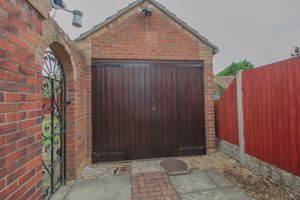 Photo 10- click for photo gallery